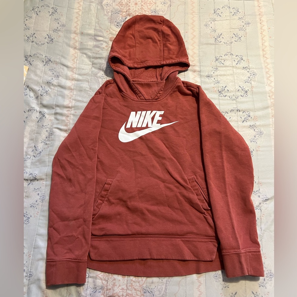 🏋️‍♀️ Nike Girls Hoodie — Rust Red Pullover with White Logo | Size Large 🔥